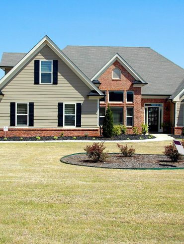 Astuces pour concevoir un jardin avant de maison harmonieux et fonctionnel