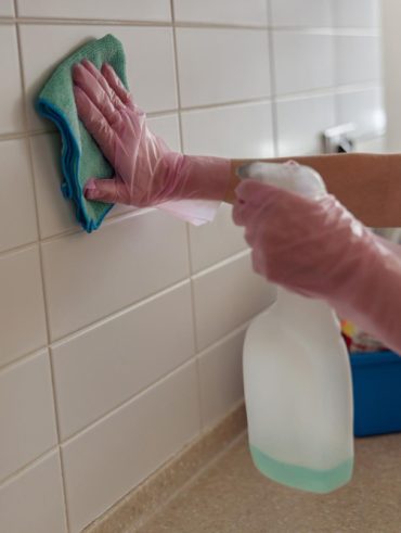 Refaire les joints de douche pour un résultat impeccable