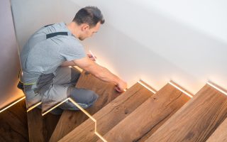 astuces et méthodes efficaces pour Rénover un escalier en bois sans poncer